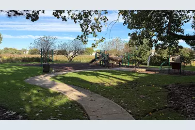 918 Waterford Lane, Elk Grove Village, IL 60007 - Photo 21