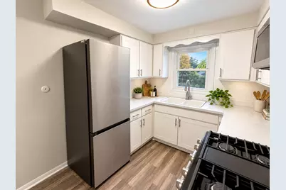 2802 N Rutherford Avenue #1S, Chicago, IL 60634 - Photo 5
