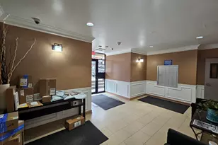 2250 N Lincoln Ave, Chicago, IL 60614 - Photo 15