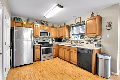 3211 Veronica Street, Plano, IL 60545 - Photo 9