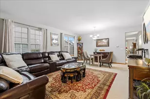 39581 N Cambridge Blvd, Beach Park, IL 60083 - Photo 3