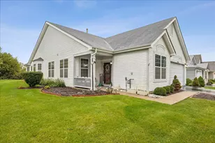 39581 N Cambridge Blvd, Beach Park, IL 60083 - Photo 1