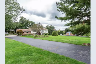38970 N Northwoods Drive, Wadsworth, IL 60083 - Photo 3