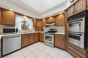 709 Jenkisson Ave, Lake Bluff, IL 60044 - Photo 11