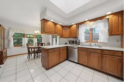 709 Jenkisson Avenue, Lake Bluff, IL 60044 - Photo 15