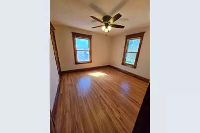 309 Center Cross Street, Sycamore, IL 60178 - Photo 9
