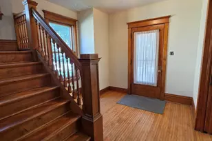 309 Center Cross St, Sycamore, IL 60178 - Photo 3