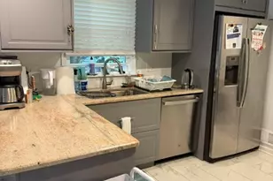 5710 Silent Brook Ln, Rolling Meadows, IL 60008 - Photo 5
