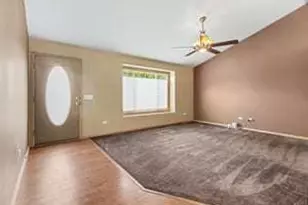 6810 Hadrian Dr, Joliet, IL 60431 - Photo 9