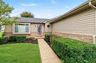 6810 Hadrian Dr, Joliet, IL 60431 - Photo 3