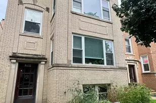 5632 N St Louis Ave, Chicago, IL 60659 - Photo 1