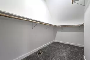 6N221 Virginia Rd, Roselle, IL 60172 - Photo 17