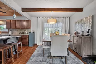 8740 W 99th St, Palos Hills, IL 60465 - Photo 5