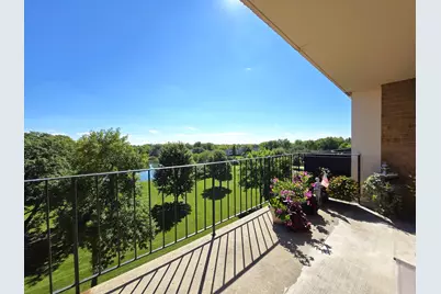 101 Bar Harbour Road #6R, Schaumburg, IL 60193 - Photo 11
