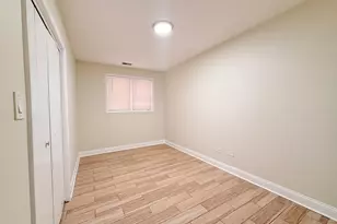 2731 W Polk St, Chicago, IL 60612 - Photo 9
