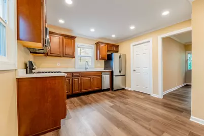 1135 E Galena Boulevard, Aurora, IL 60505 - Photo 7