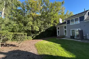 327 E Tall Oaks Ln, Itasca, IL 60143 - Photo 11