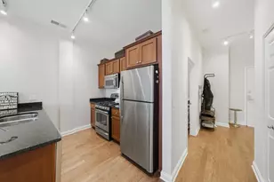 2035 S Indiana Ave, Chicago, IL 60616 - Photo 7