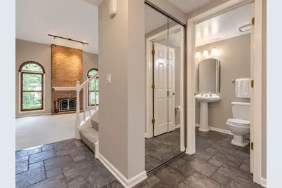 230 Parktrail Court, Schaumburg, IL 60173 - Photo 19