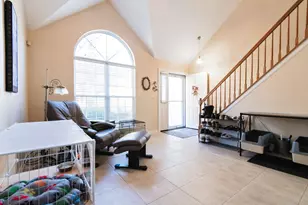 821 E Saratoga Cir, Island Lake, IL 60042 - Photo 5