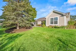 11977 Stonewater Crossing, Huntley, IL 60142 - Photo 19