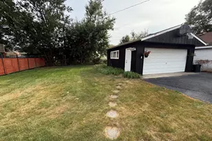 6449 W 84th St, Burbank, IL 60459 - Photo 17