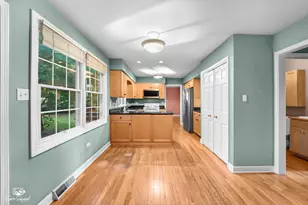 340 Rebecca Rd, Joliet, IL 60435 - Photo 17