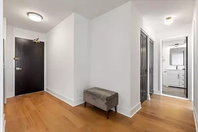 1560 N Sandburg Terrace #4003, Chicago, IL 60610 - Photo 13