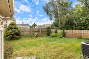 1941 S Valley Rd, Lombard, IL 60148 - Photo 29