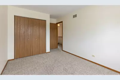 1941 S Valley Road, Lombard, IL 60148 - Photo 25