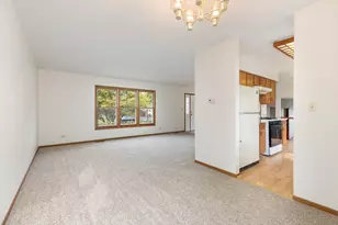 1941 S Valley Rd, Lombard, IL 60148 - Photo 7
