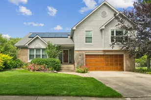 467 Thorndale Dr, Buffalo Grove, IL 60089 - Photo 1