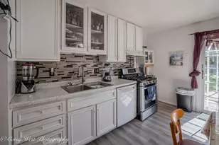 806 N Stowell Ave, Streamwood, IL 60107 - Photo 11