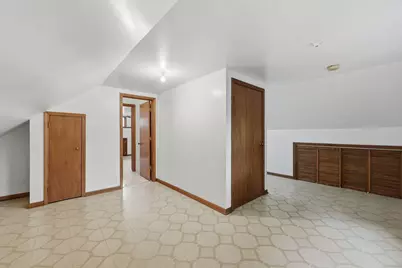 834 S Wolf Road, Des Plaines, IL 60016 - Photo 29