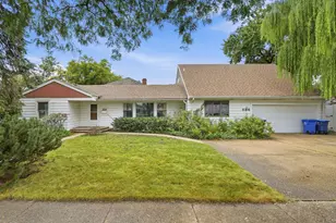834 S Wolf Rd, Des Plaines, IL 60016 - Photo 1