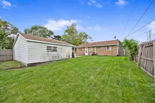 17223 Burnham Ave, Lansing, IL 60438 - Photo 17