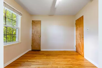 6439 W 81st Place, Burbank, IL 60459 - Photo 9