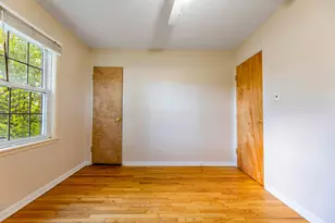 6439 W 81st Pl, Burbank, IL 60459 - Photo 9