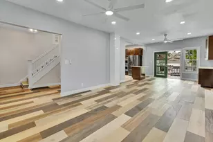 7527 S Chappel Ave, Chicago, IL 60649 - Photo 9