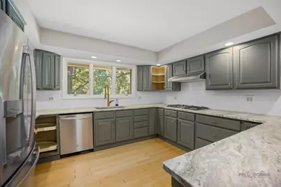 32841 N Fish Lake Road, Round Lake, IL 60073 - Photo 11