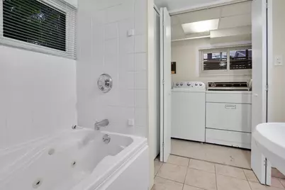 7348 Davis Street, Morton Grove, IL 60053 - Photo 31