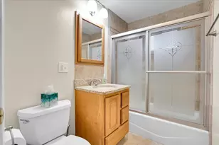 7348 Davis St, Morton Grove, IL 60053 - Photo 21