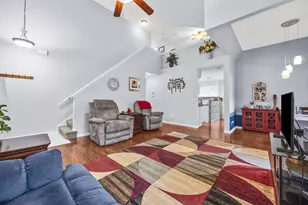 1729 Waterford Rd, North Aurora, IL 60542 - Photo 3