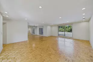 3900 Dundee Rd, Northbrook, IL 60062 - Photo 5