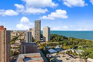 5100 N Sheridan Rd, Chicago, IL 60640 - Photo 11