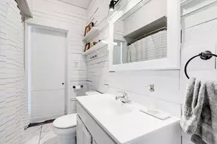 8944 Southview Ave, Brookfield, IL 60513 - Photo 13