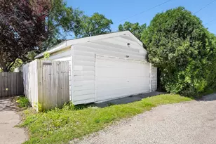 8944 Southview Ave, Brookfield, IL 60513 - Photo 27
