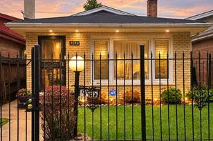 9146 S Woodlawn Ave, Chicago, IL 60619 - Photo 5