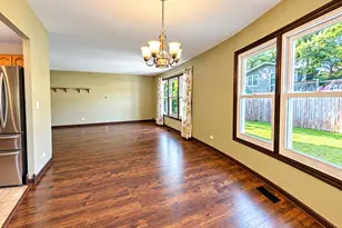 129 Newport Dr, Bolingbrook, IL 60440 - Photo 21