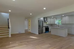 829 E Evergreen St, Wheaton, IL 60187 - Photo 15